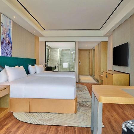 Hilton Garden Inn Wuhan Hankou Екстериор снимка