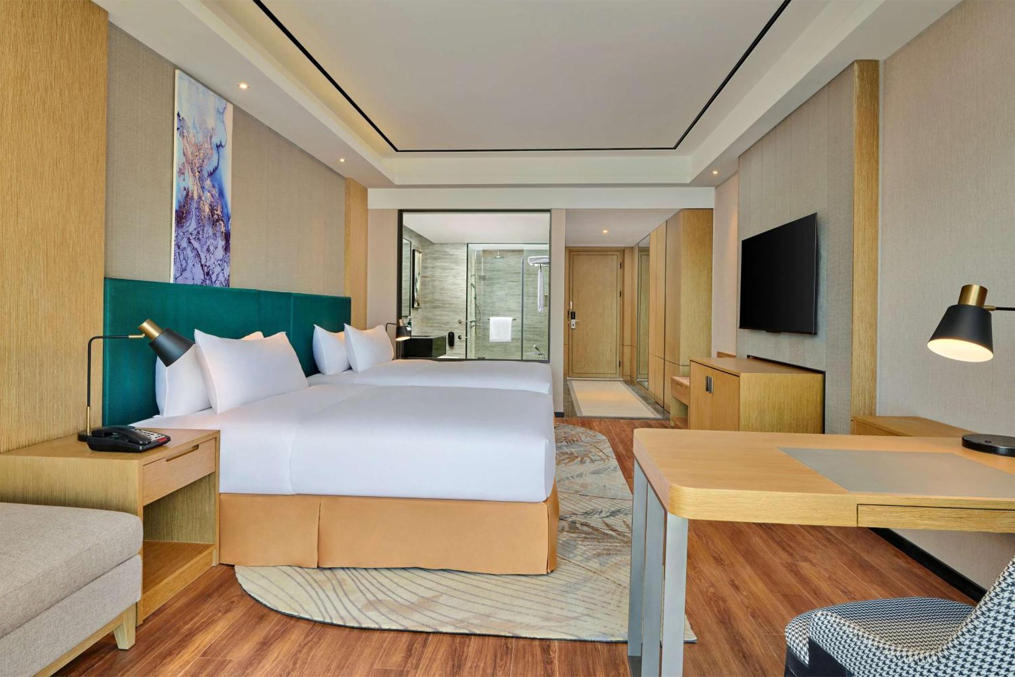 Hilton Garden Inn Wuhan Hankou Екстериор снимка