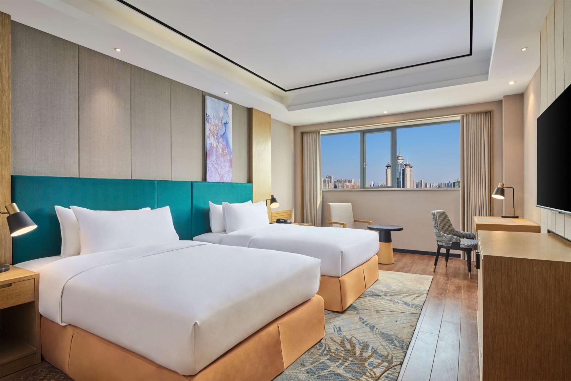 Hilton Garden Inn Wuhan Hankou Екстериор снимка